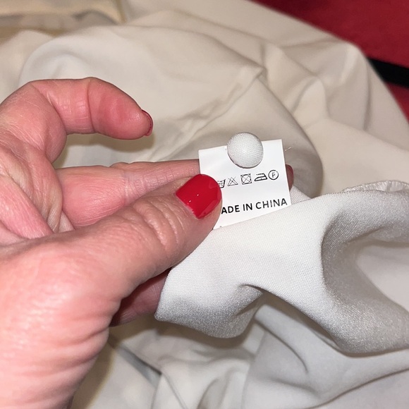 Ladies white long sleeve button down tie blouse size XL - Picture 6 of 7